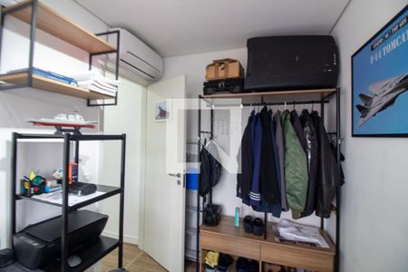 Quarto 1 de apartamento para alugar com 2 quartos, 68m² em Jardim Aeroporto, São Paulo