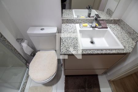 Banheiro de apartamento para alugar com 2 quartos, 68m² em Jardim Aeroporto, São Paulo