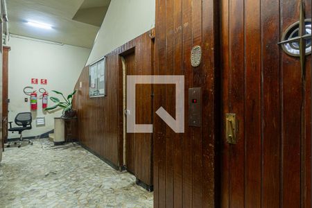 Apartamento à venda com 80m², 1 quarto e sem vaga Apartamento à venda com 80m², 1 quarto e sem vagaÁrea comum - Hall Social
