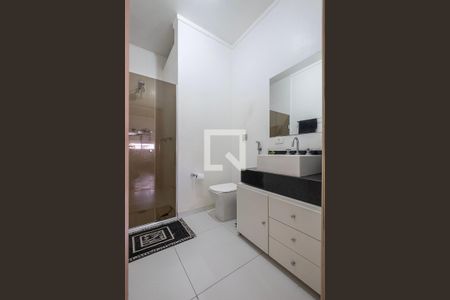 Apartamento para alugar com 197m², 3 quartos e 2 vagasBanheiro