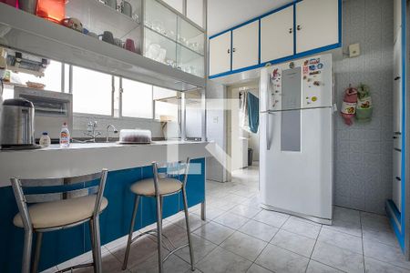 Apartamento para alugar com 197m², 3 quartos e 2 vagasCozinha