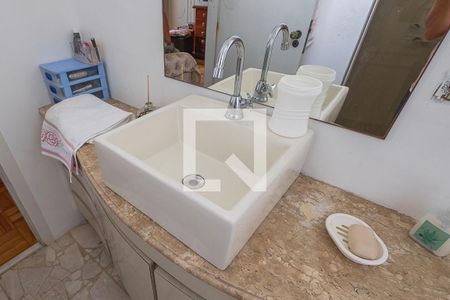 Apartamento para alugar com 197m², 3 quartos e 2 vagasSuíte - Banheiro