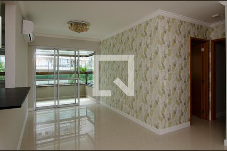 Sala de apartamento para alugar com 2 quartos, 72m² em Recreio dos Bandeirantes, Rio de Janeiro