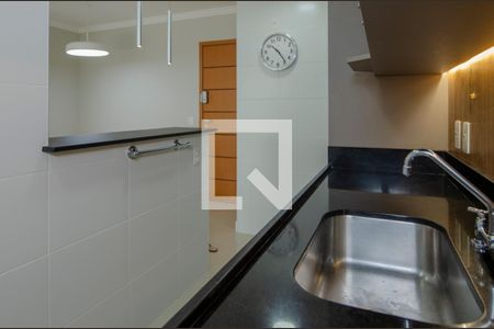 Apartamento para alugar com 72m², 2 quartos e 1 vagaCozinha 