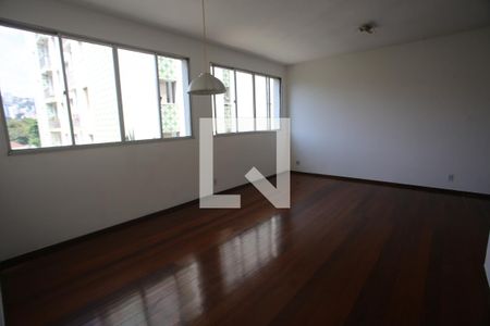 Sala de apartamento para alugar com 4 quartos, 250m² em Vila Paris, Belo Horizonte