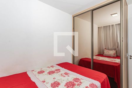 Quarto 1 de apartamento para alugar com 2 quartos, 41m² em Parque Bristol, São Paulo