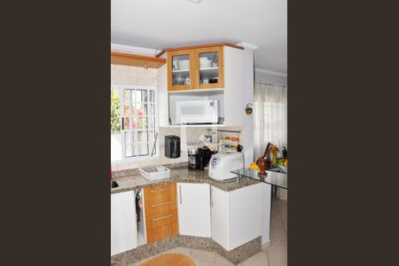 Casa à venda com 160m², 3 quartos e 2 vagasCozinha e copa