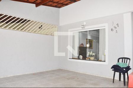 Casa à venda com 160m², 3 quartos e 2 vagasGaragem