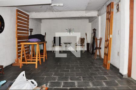 Casa à venda com 160m², 3 quartos e 2 vagasÁrea da Churrasqueira e Quintal