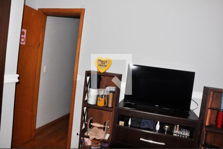 Casa à venda com 160m², 3 quartos e 2 vagasQuarto 01 com Armário