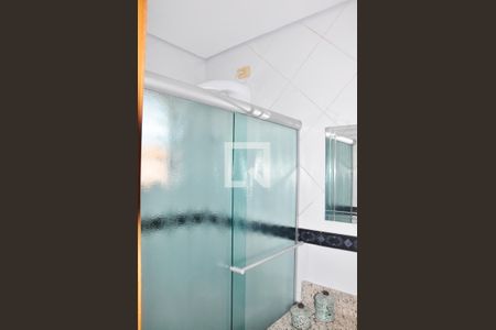 Casa à venda com 160m², 3 quartos e 2 vagasSuíte