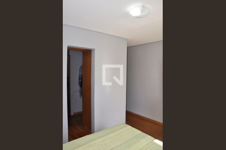 Casa à venda com 160m², 3 quartos e 2 vagasQuarto 03 com Varanda, Closet e Suíte