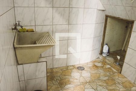 Casa para alugar com 80m², 3 quartos e 1 vagaÁrea de Serviço