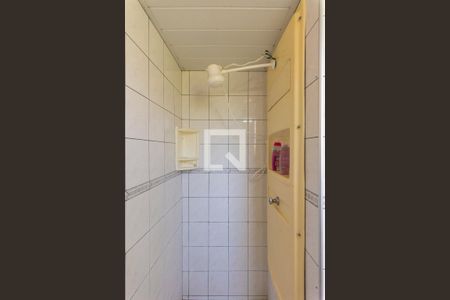 Banheiro de apartamento à venda com 2 quartos, 55m² em Jardim Capivari, Campinas