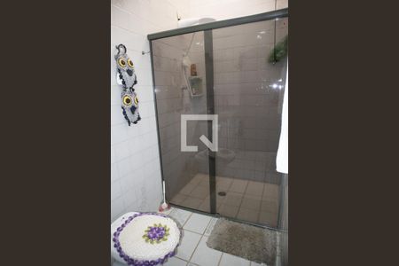 Casa à venda com 400m², 5 quartos e 8 vagasBanheiro 1