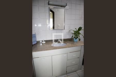 Casa à venda com 400m², 5 quartos e 8 vagasBanheiro do Suíte