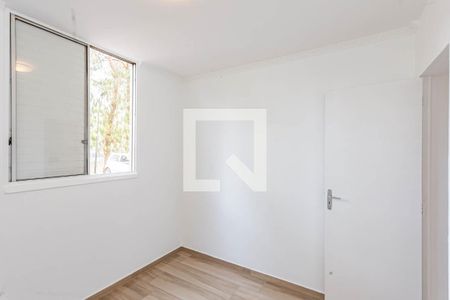 Quarto 2 de apartamento para alugar com 2 quartos, 52m² em Jardim Maria Estela, São Paulo