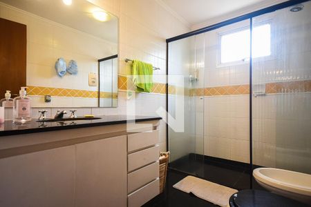 Apartamento à venda com 238m², 3 quartos e 3 vagasBanheiro