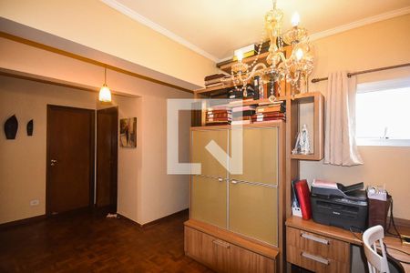 Apartamento à venda com 238m², 3 quartos e 3 vagasEscritório