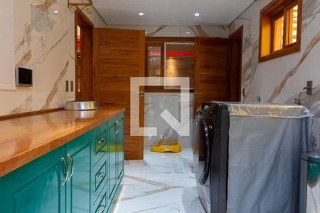 Casa à venda com 497m², 5 quartos e 3 vagas Casa à venda com 497m², 5 quartos e 3 vagasLavanderia