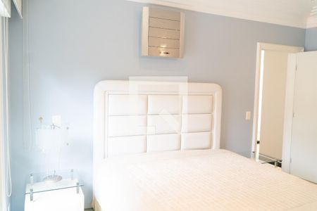 Casa à venda com 1000m², 4 quartos e 8 vagas Casa à venda com 1000m², 4 quartos e 8 vagasSuíte 4