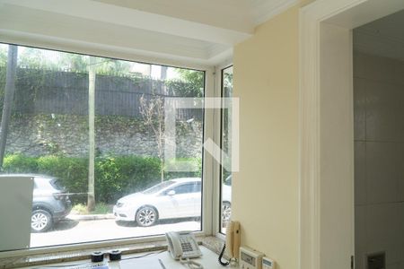 Casa à venda com 1000m², 4 quartos e 8 vagas Casa à venda com 1000m², 4 quartos e 8 vagasGuarita