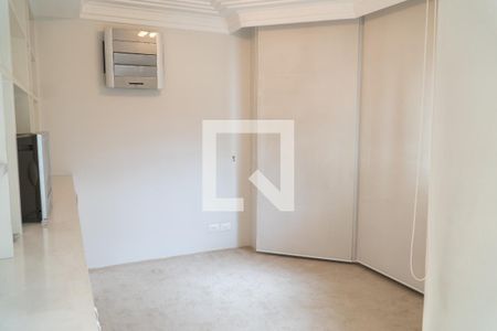 Casa à venda com 1000m², 4 quartos e 8 vagas Casa à venda com 1000m², 4 quartos e 8 vagasSuíte 1