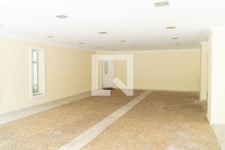 Casa à venda com 1000m², 4 quartos e 8 vagas Casa à venda com 1000m², 4 quartos e 8 vagasGaragem