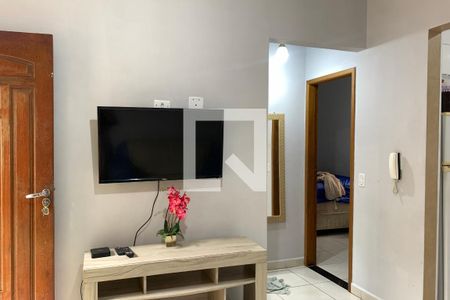 Sala de casa de condomínio para alugar com 1 quarto, 38m² em Nova Mirim, Praia Grande