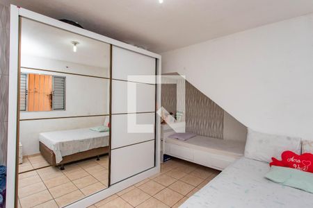 Casa à venda com 155m², 3 quartos e 2 vagas Casa à venda com 155m², 3 quartos e 2 vagasCasa 2 - Quarto