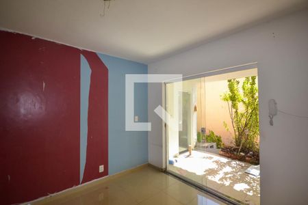 Sala de casa para alugar com 3 quartos, 100m² em Centro, Nilópolis