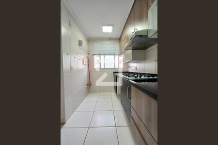 Apartamento à venda com 55m², 2 quartos e 1 vagaCozinha