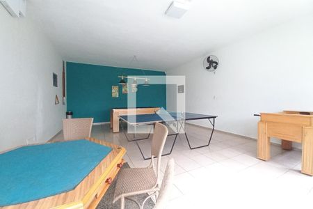 Apartamento à venda com 55m², 2 quartos e 1 vagaÁrea comum 
