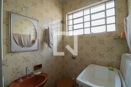 Casa à venda com 250m², 3 quartos e 2 vagasBanheiro