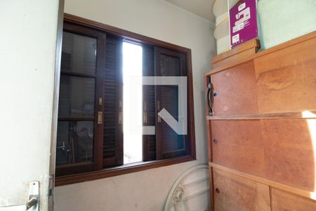 Casa à venda com 250m², 3 quartos e 2 vagasQuarto de Serviço