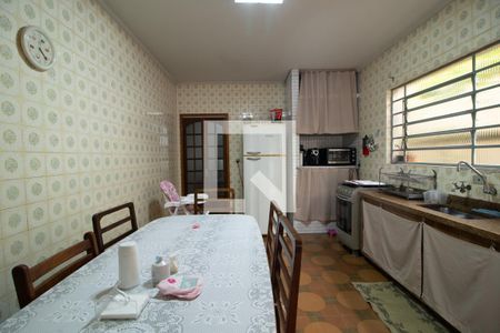 Casa à venda com 250m², 3 quartos e 2 vagasCozinha