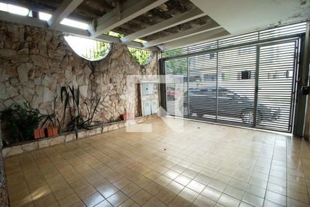 Casa à venda com 250m², 3 quartos e 2 vagasGaragem