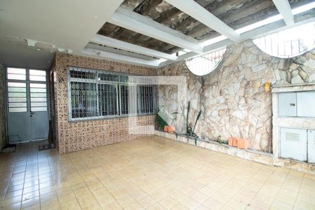 Casa à venda com 250m², 3 quartos e 2 vagasGaragem