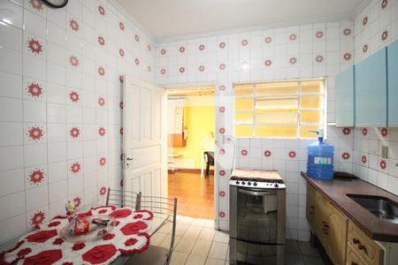 Casa à venda com 111m², 2 quartos e 2 vagasCozinha