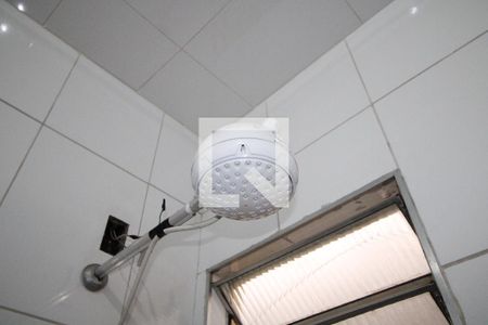 Casa à venda com 111m², 2 quartos e 2 vagasBanheiro