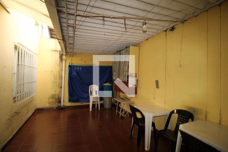 Casa à venda com 111m², 2 quartos e 2 vagasÁrea de Serviço - churrasqueira