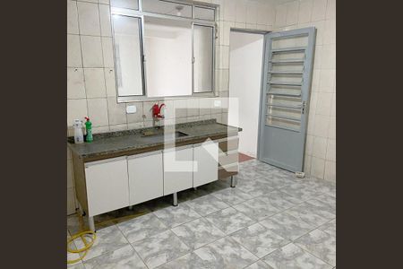 Casa para alugar com 60m², 2 quartos e 1 vaga Casa para alugar com 60m², 2 quartos e 1 vagaCozinha