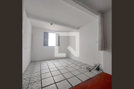 Quarto 2 de casa para alugar com 2 quartos, 60m² em Vila Campo Grande, São Paulo