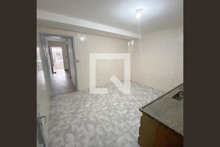 Casa para alugar com 60m², 2 quartos e 1 vaga Casa para alugar com 60m², 2 quartos e 1 vagaCozinha