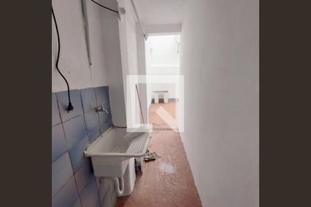 Casa para alugar com 60m², 2 quartos e 1 vaga Casa para alugar com 60m², 2 quartos e 1 vagaÁrea de serviço