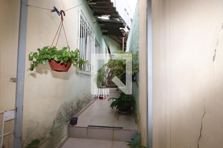 Casa à venda com 340m², 2 quartos e 1 vagaQuintal