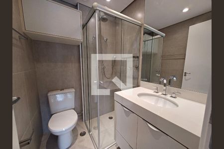 Apartamento à venda com 96m², 2 quartos e 4 vagas Apartamento à venda com 96m², 2 quartos e 4 vagasBanheiro da Suite 2