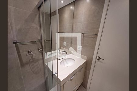 Apartamento à venda com 96m², 2 quartos e 4 vagas Apartamento à venda com 96m², 2 quartos e 4 vagasBanheiro da Suite 2