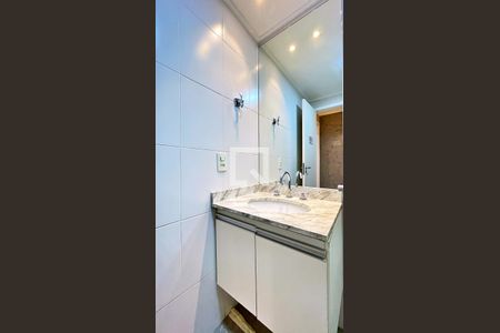 Apartamento para alugar com 68m², 2 quartos e 1 vagaBanheiro