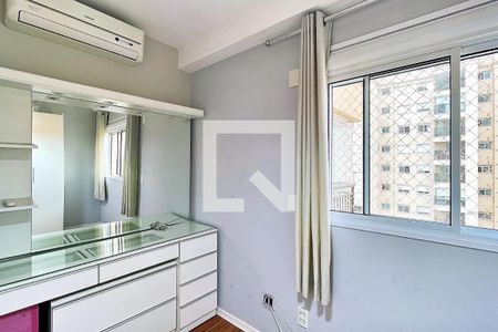 Quarto de apartamento para alugar com 2 quartos, 68m² em Jardim Flor da Montanha, Guarulhos